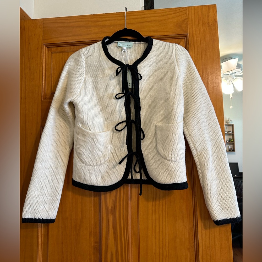 NWT Madison Miles Women's Cream Cardigan with Black Trim